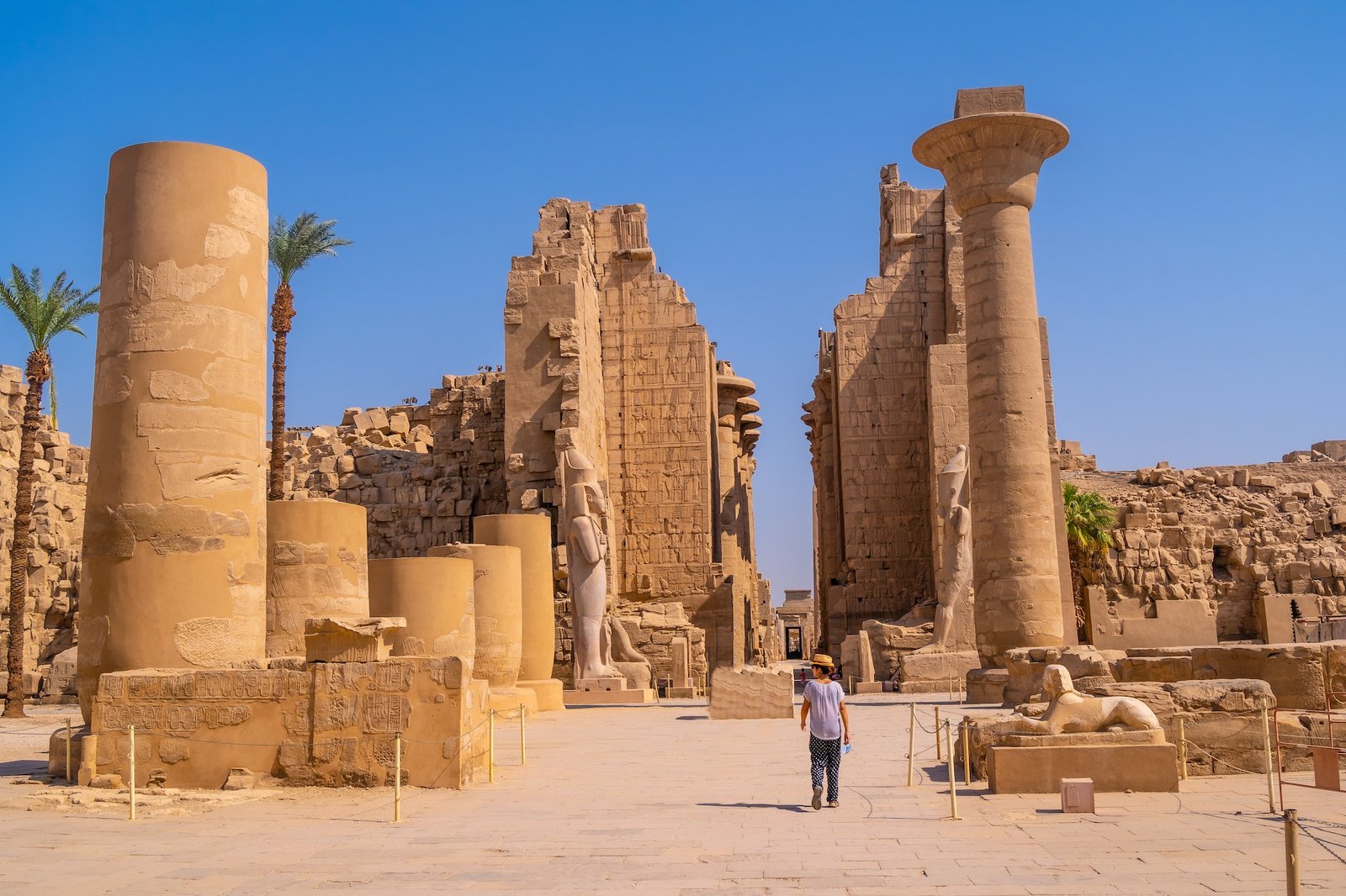 Explore Egypt’s greatest wonders on a budget—Cairo, Luxor & Aswan in 4 unforgettable days!